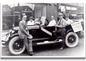 Walt Disney (in the back seat) with members of the Laugh-O-Grams staff